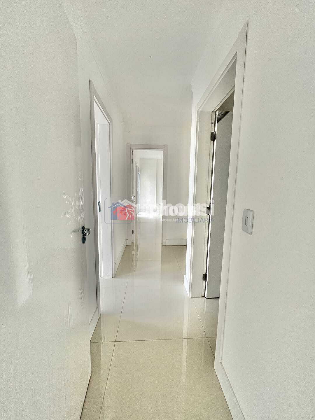 Apartamento para alugar com 2 quartos, 223m² - Foto 8