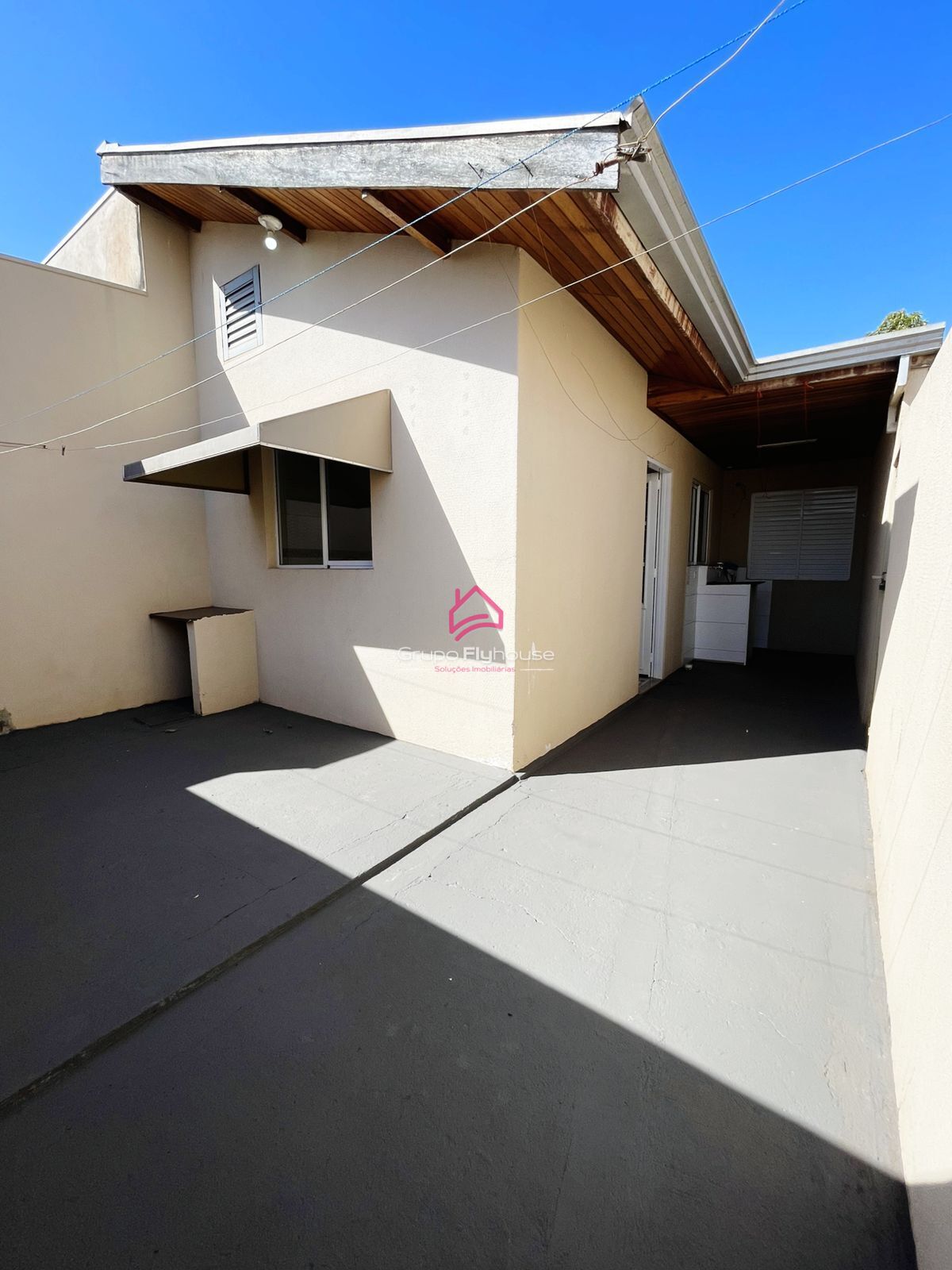 Casa à venda com 2 quartos, 50m² - Foto 15