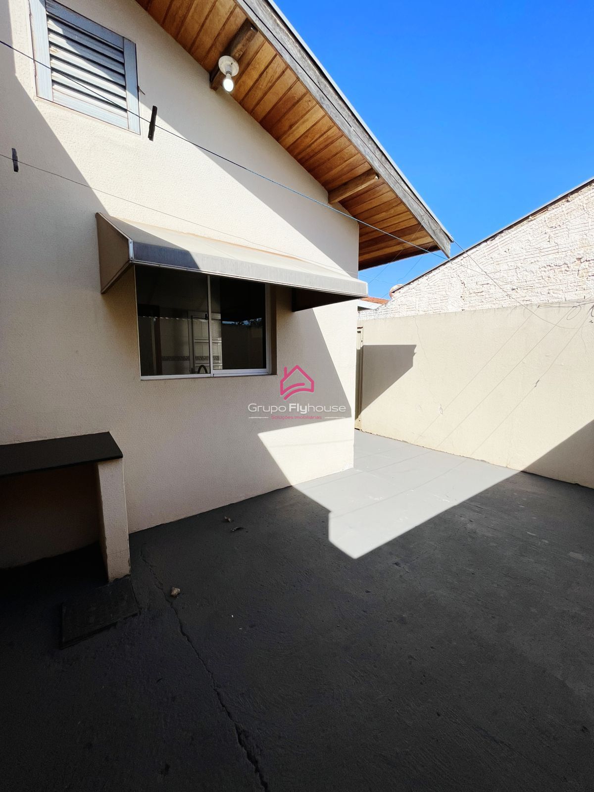 Casa à venda com 2 quartos, 50m² - Foto 14