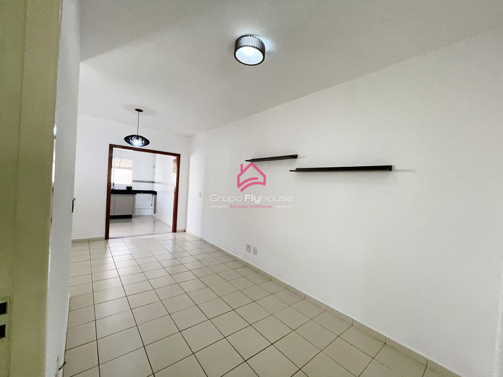 Casa à venda com 2 quartos, 50m² - Foto 5