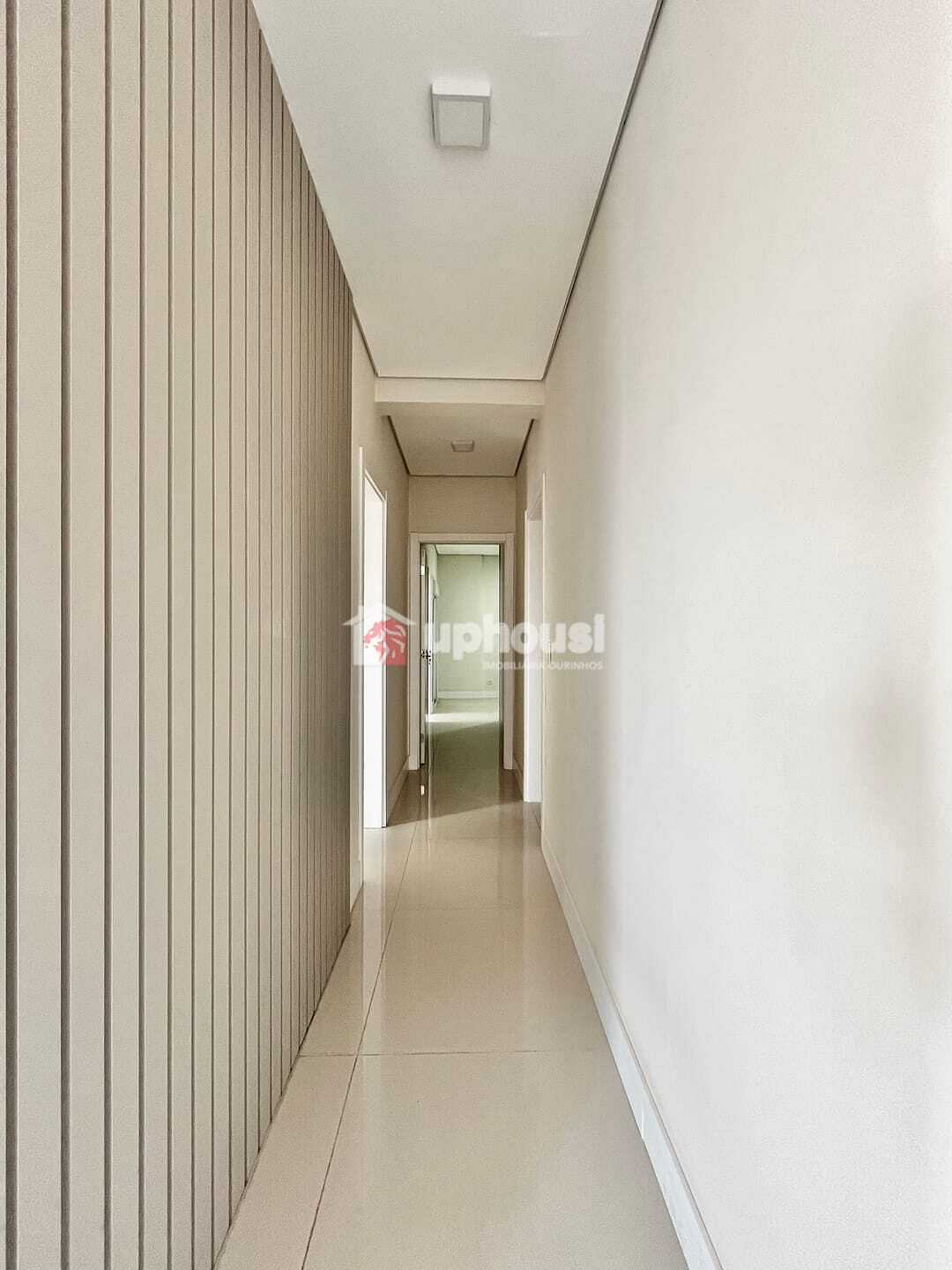 Apartamento à venda com 3 quartos, 213m² - Foto 13