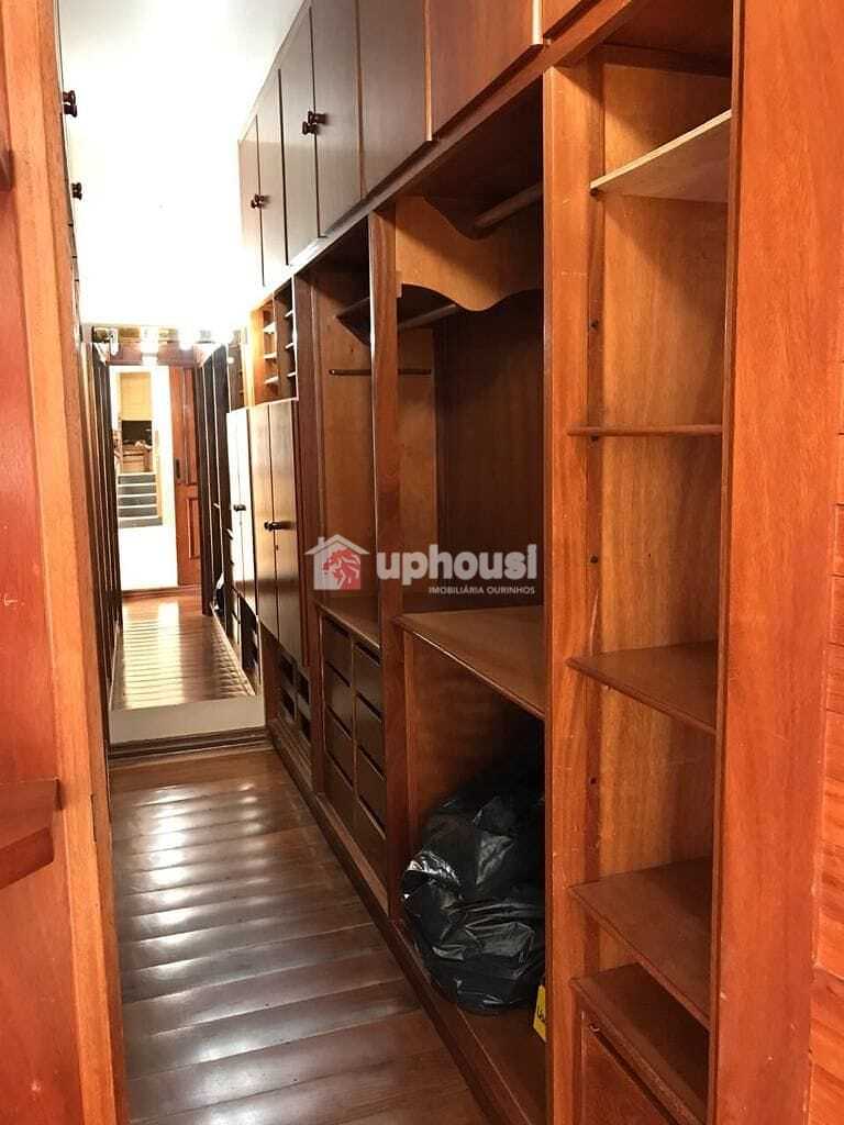 Casa à venda com 4 quartos, 380m² - Foto 18