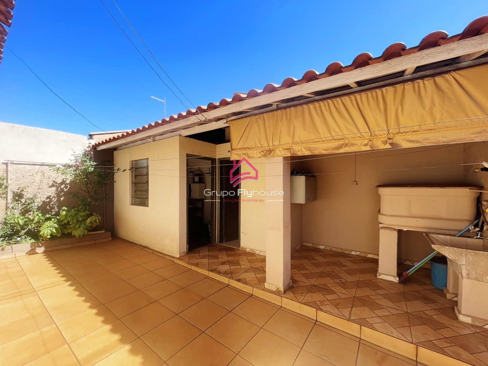 Casa à venda com 3 quartos, 113m² - Foto 14