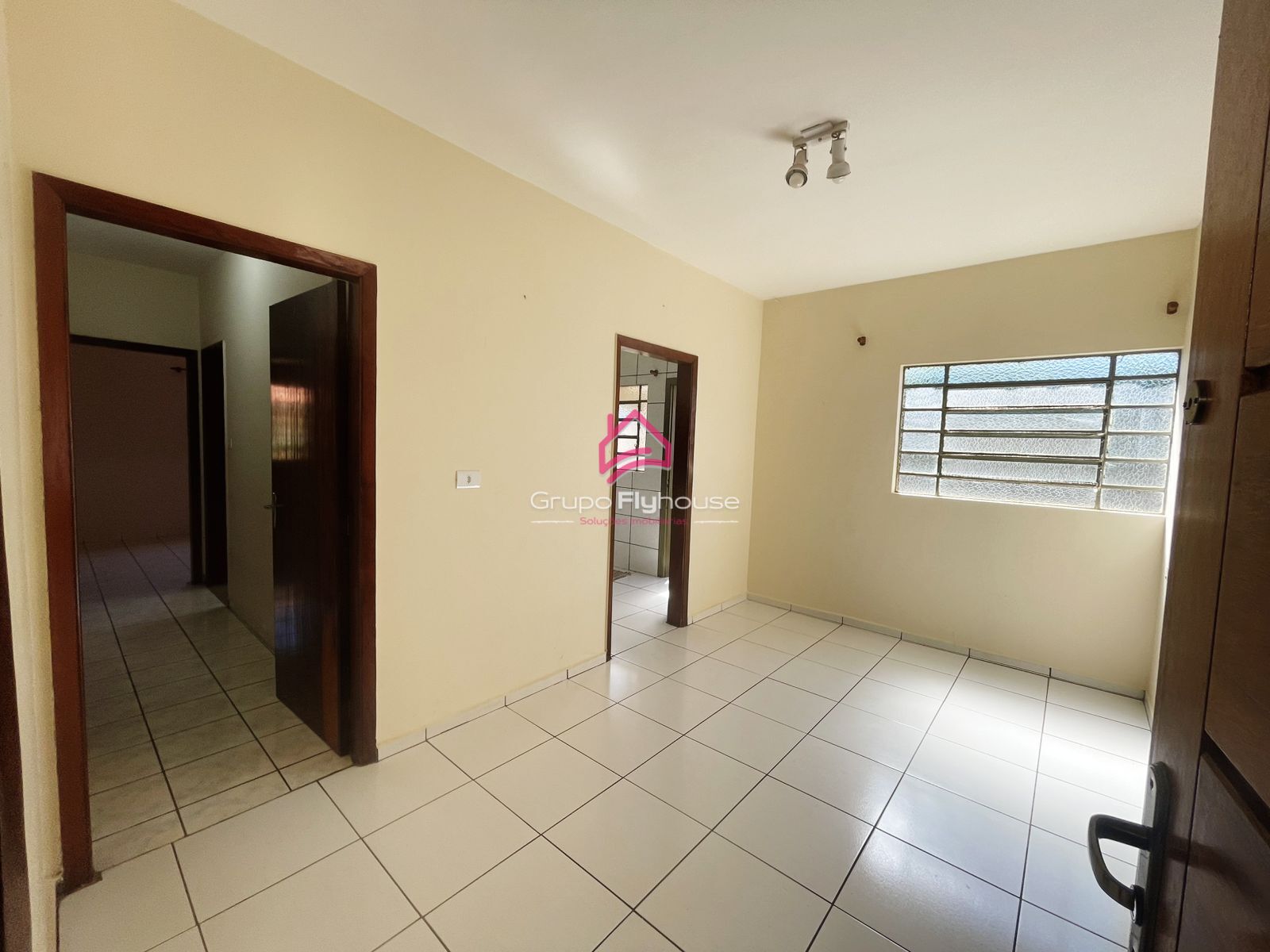 Casa à venda com 3 quartos, 113m² - Foto 6