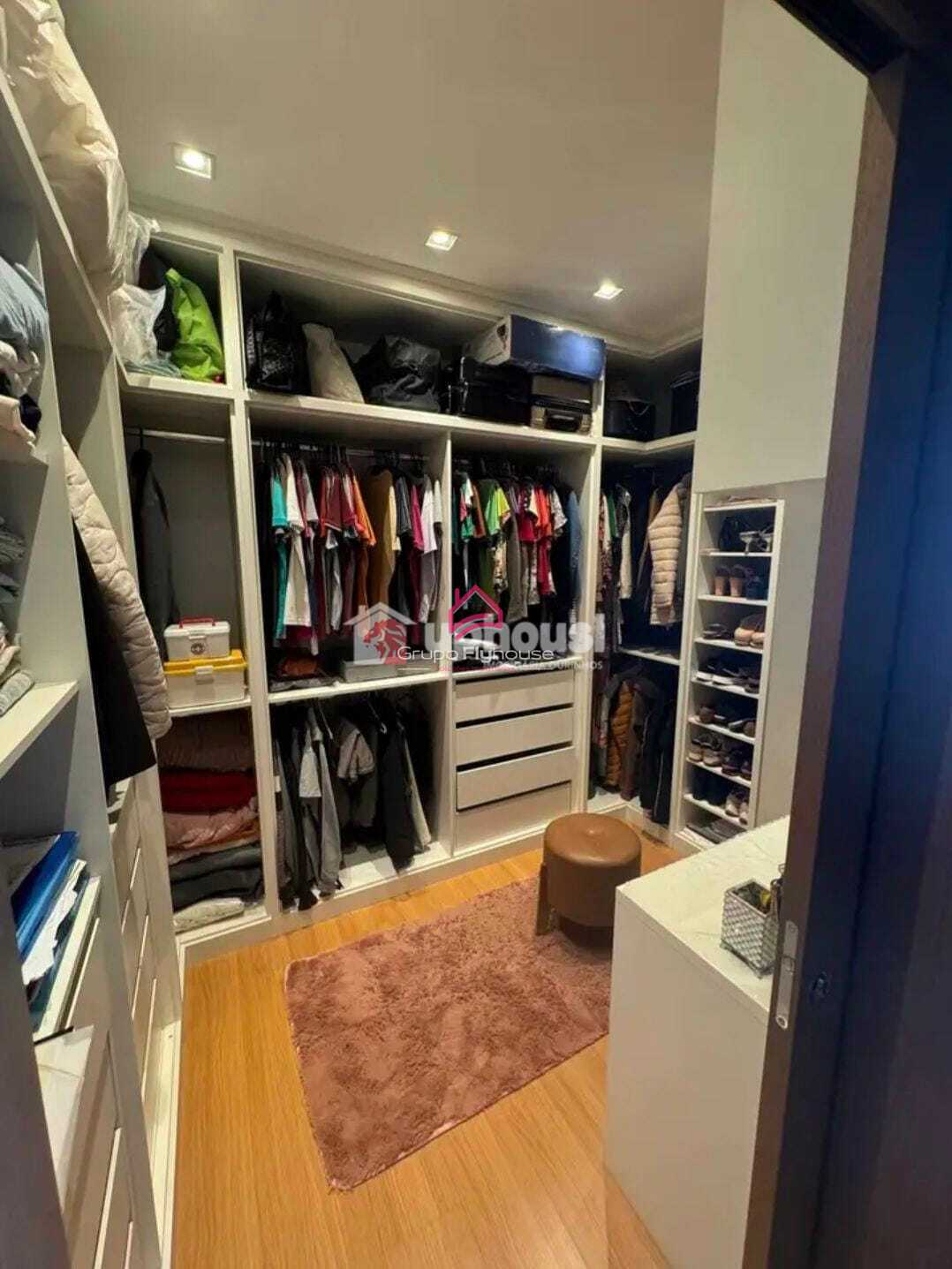 Casa, 3 quartos, 252 m² - Foto 10