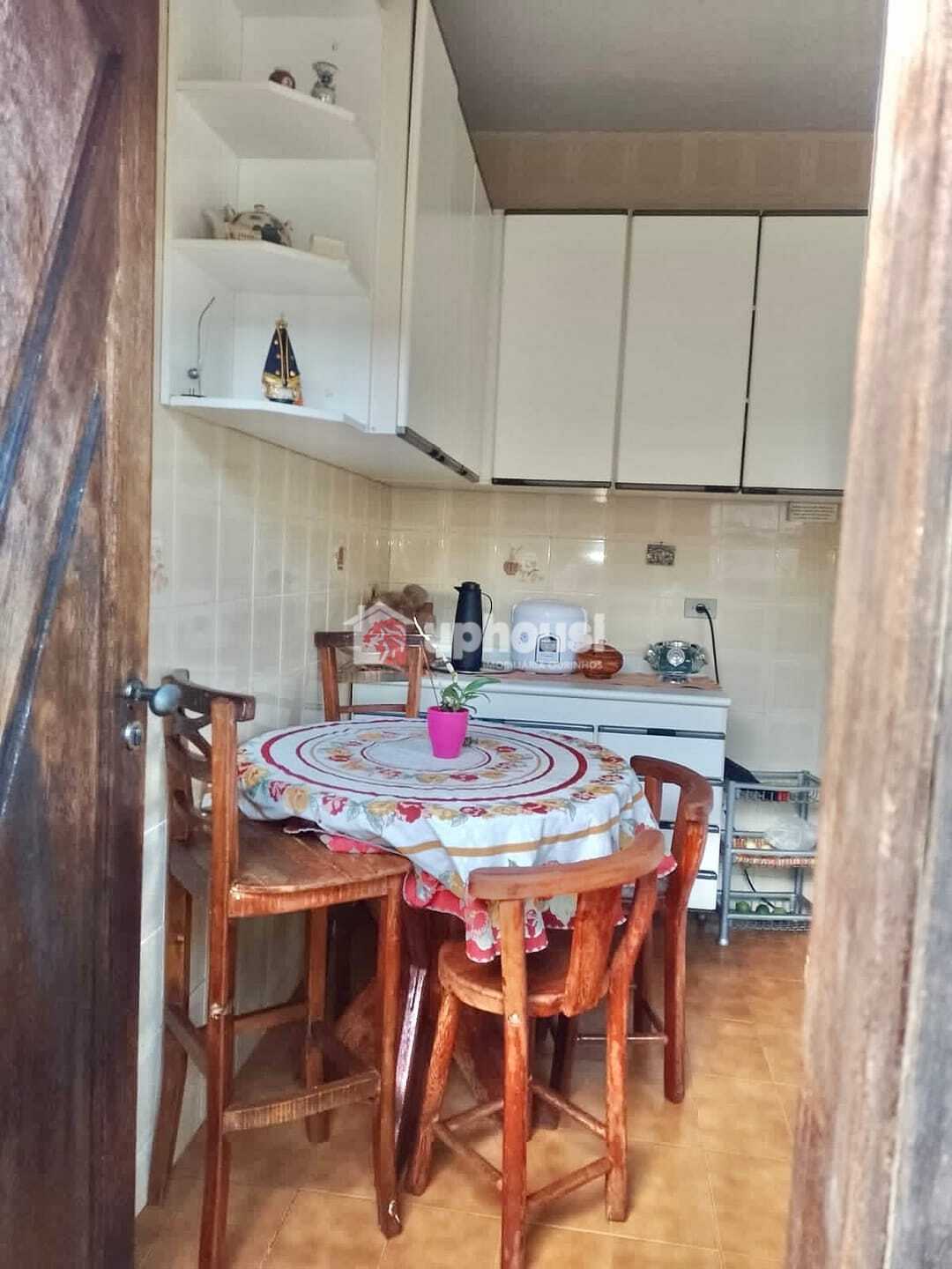 Casa à venda com 3 quartos, 138m² - Foto 5