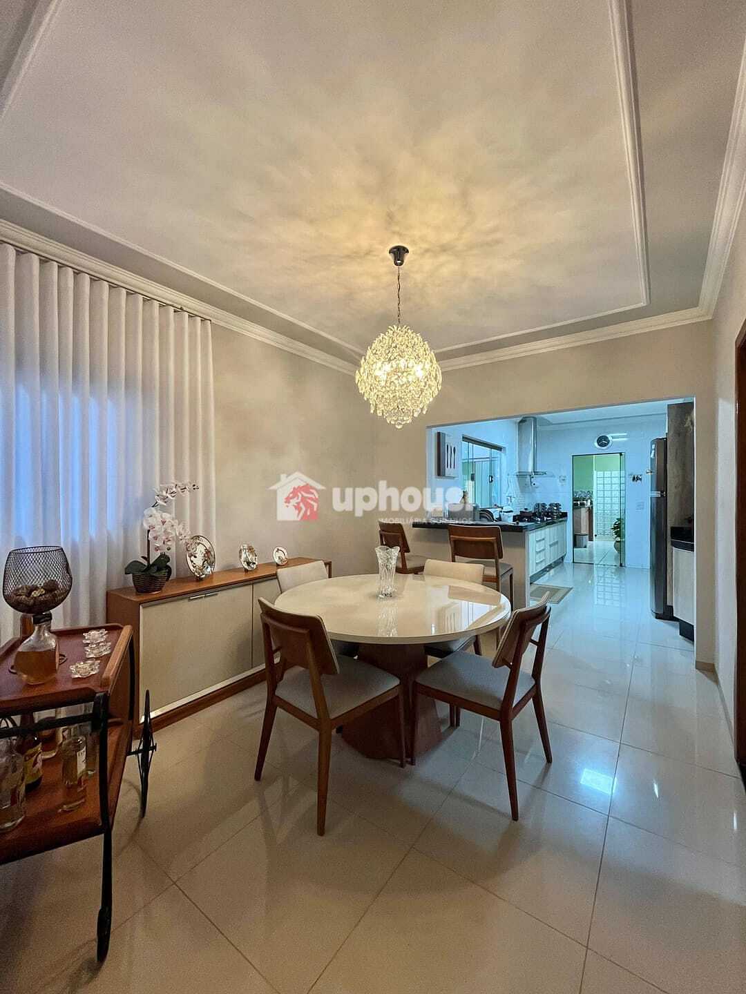 Casa à venda com 3 quartos, 175m² - Foto 3