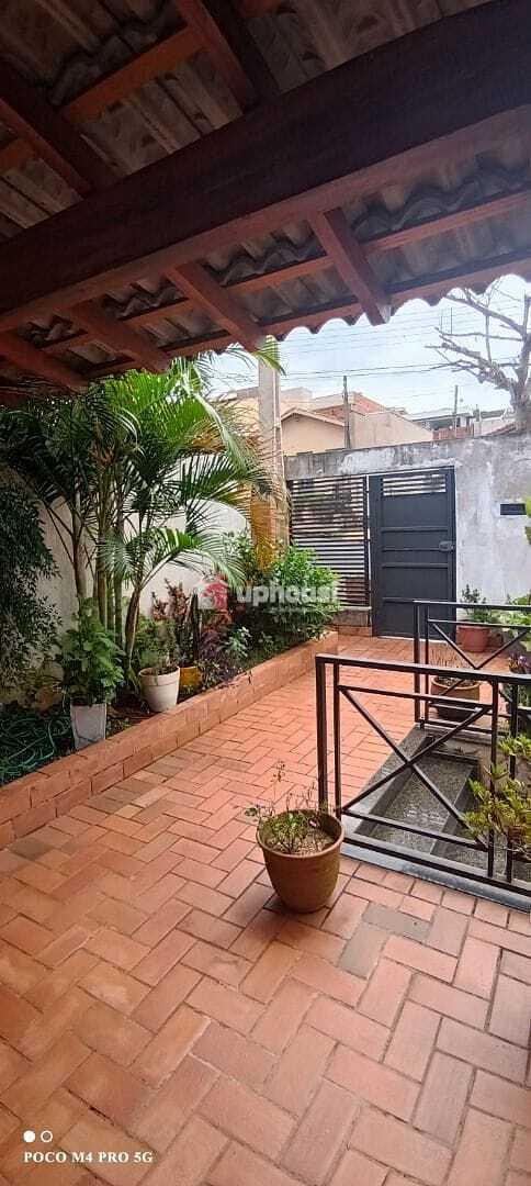 Casa à venda com 3 quartos, 10m² - Foto 28