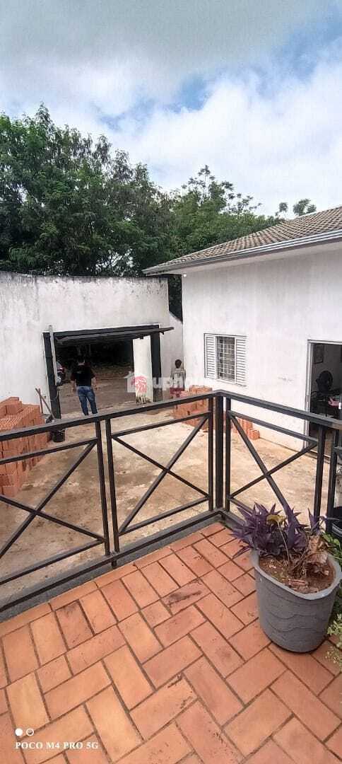 Casa à venda com 3 quartos, 10m² - Foto 30