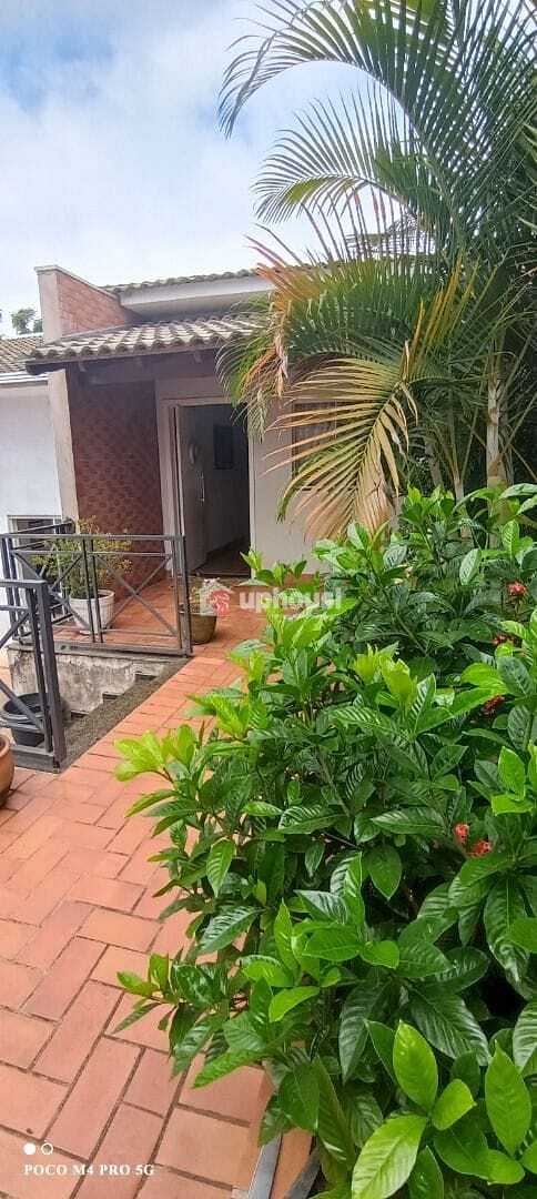 Casa à venda com 3 quartos, 10m² - Foto 31