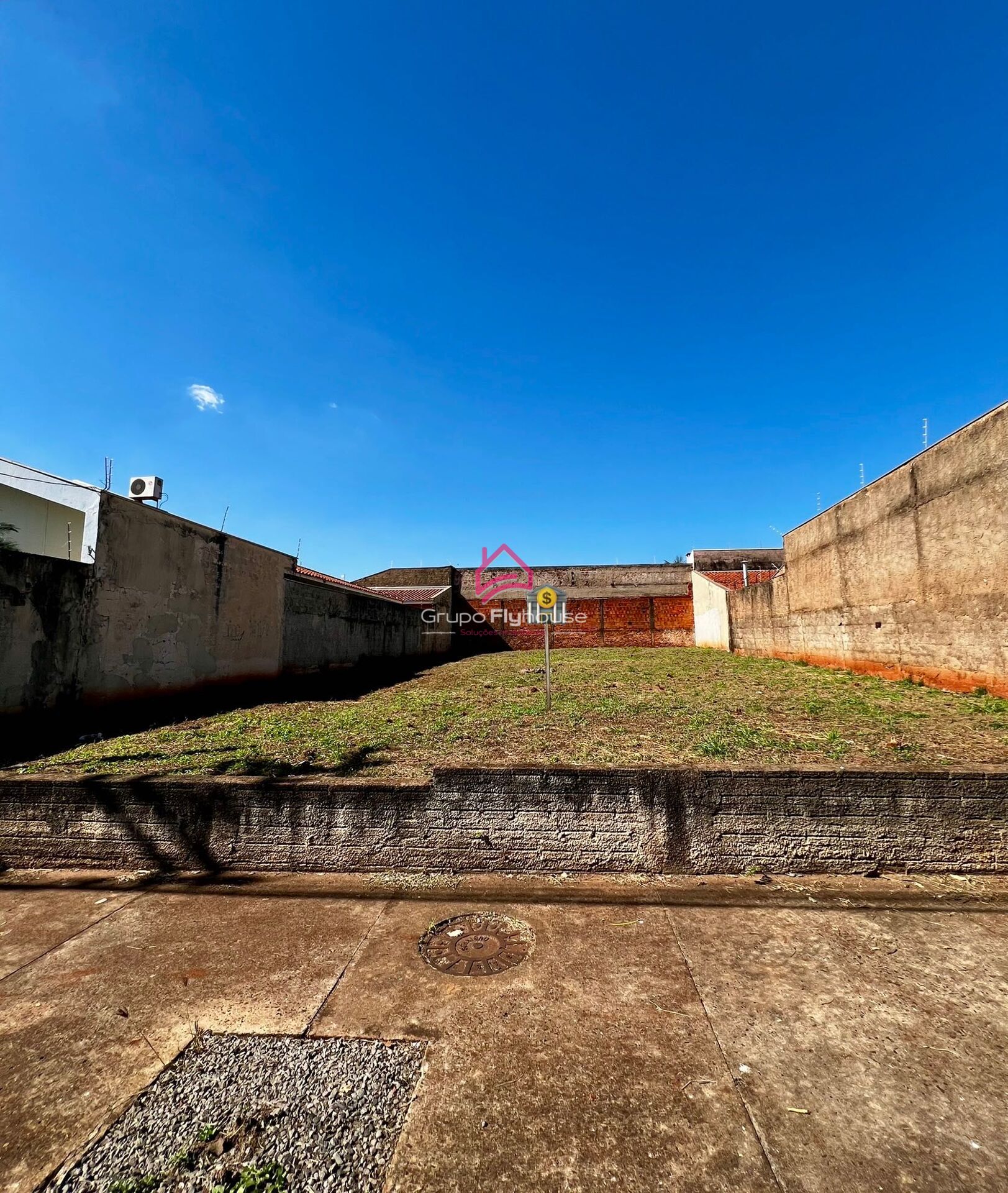 Terreno à venda, 450m² - Foto 1