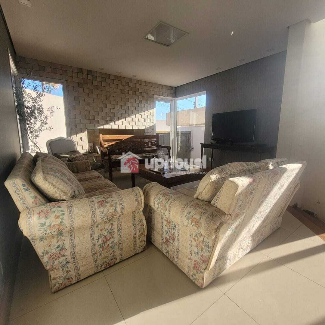 Casa à venda com 4 quartos, 295m² - Foto 3