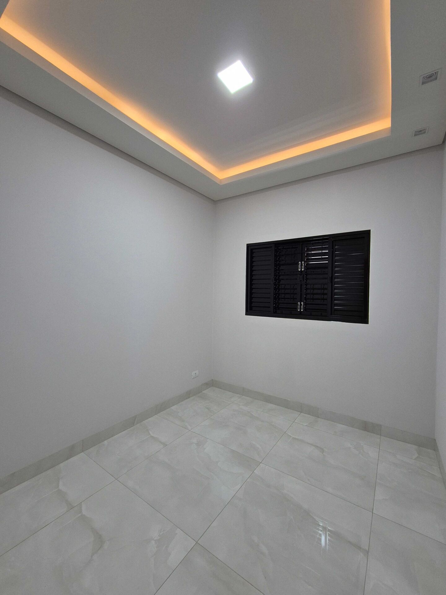 Casa à venda com 3 quartos, 210m² - Foto 14