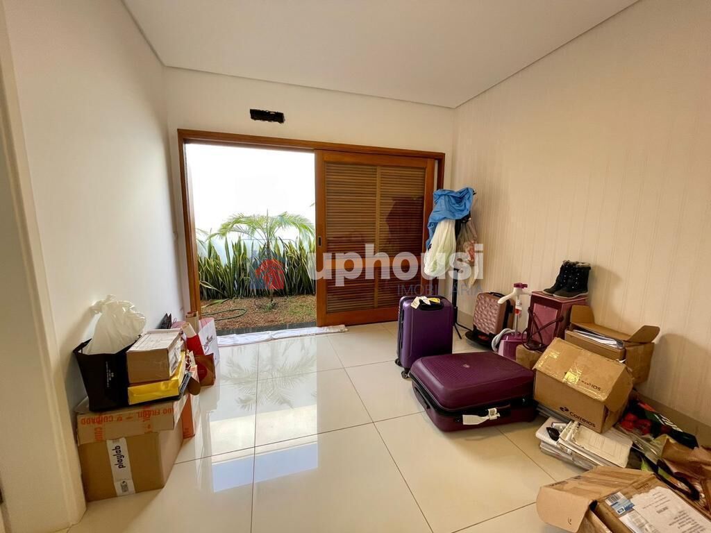 Casa à venda com 3 quartos, 280m² - Foto 17