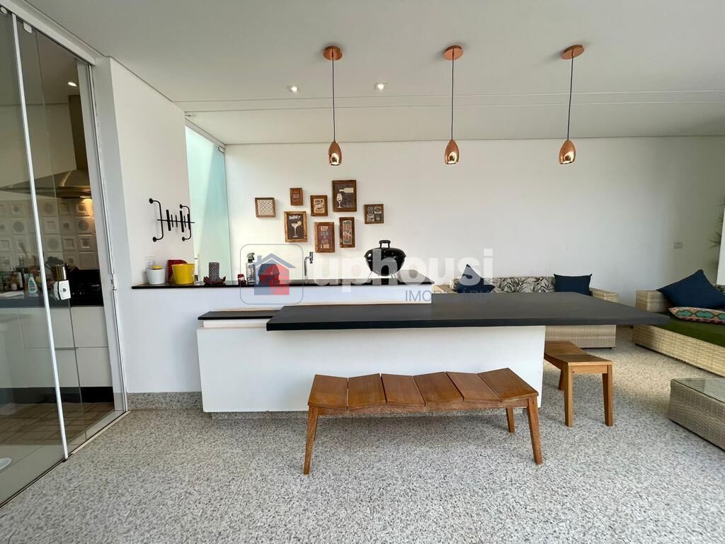 Casa à venda com 3 quartos, 280m² - Foto 11