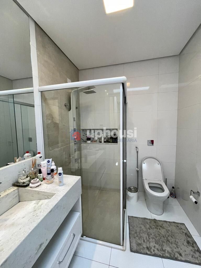 Casa à venda com 3 quartos, 280m² - Foto 16