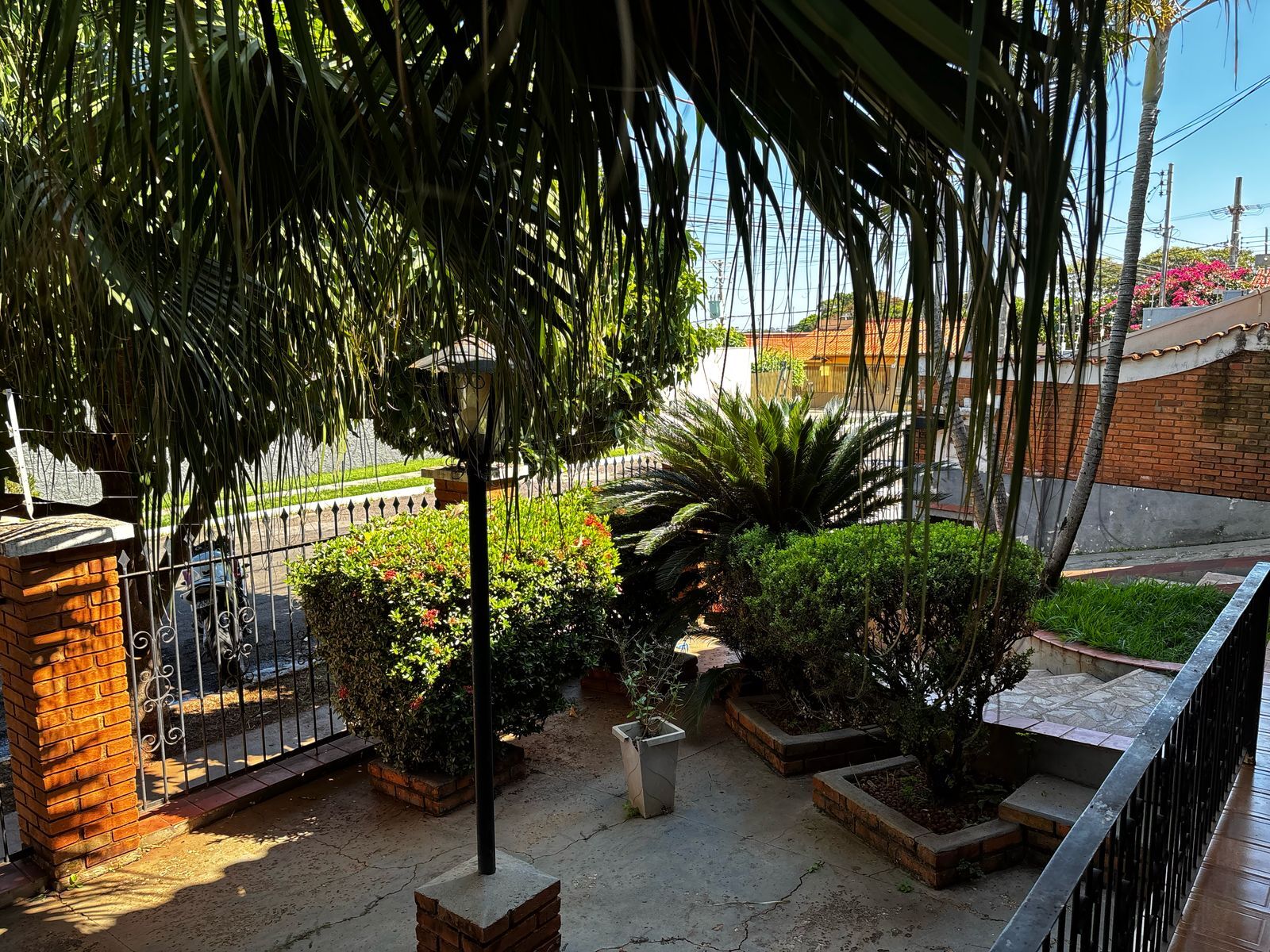 Casa para alugar com 5 quartos, 228m² - Foto 4