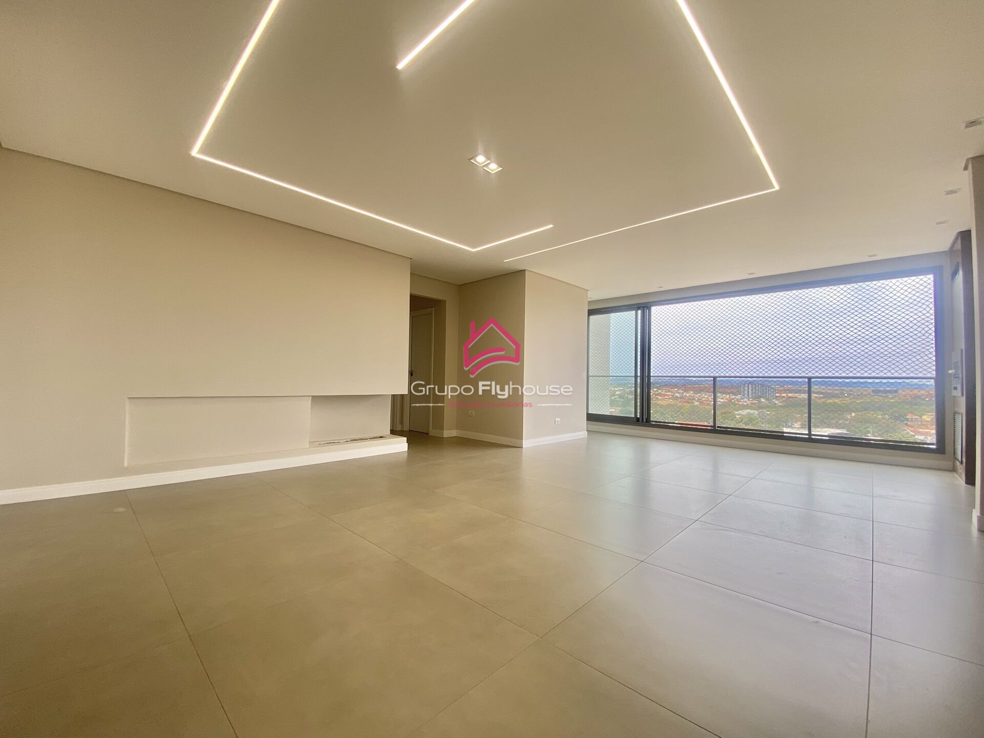 Apartamento à venda com 3 quartos, 139m² - Foto 2