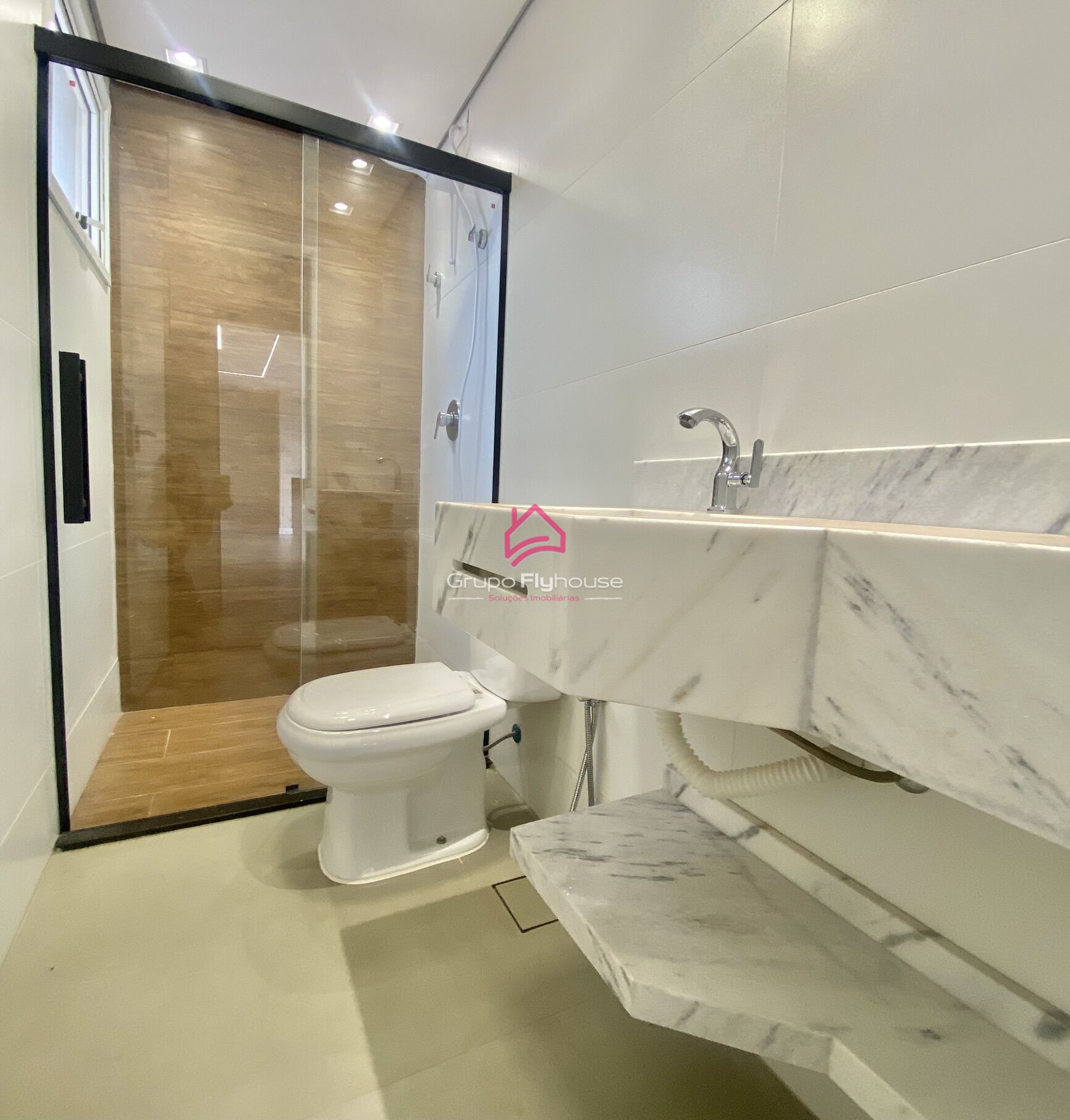 Apartamento à venda com 3 quartos, 139m² - Foto 11