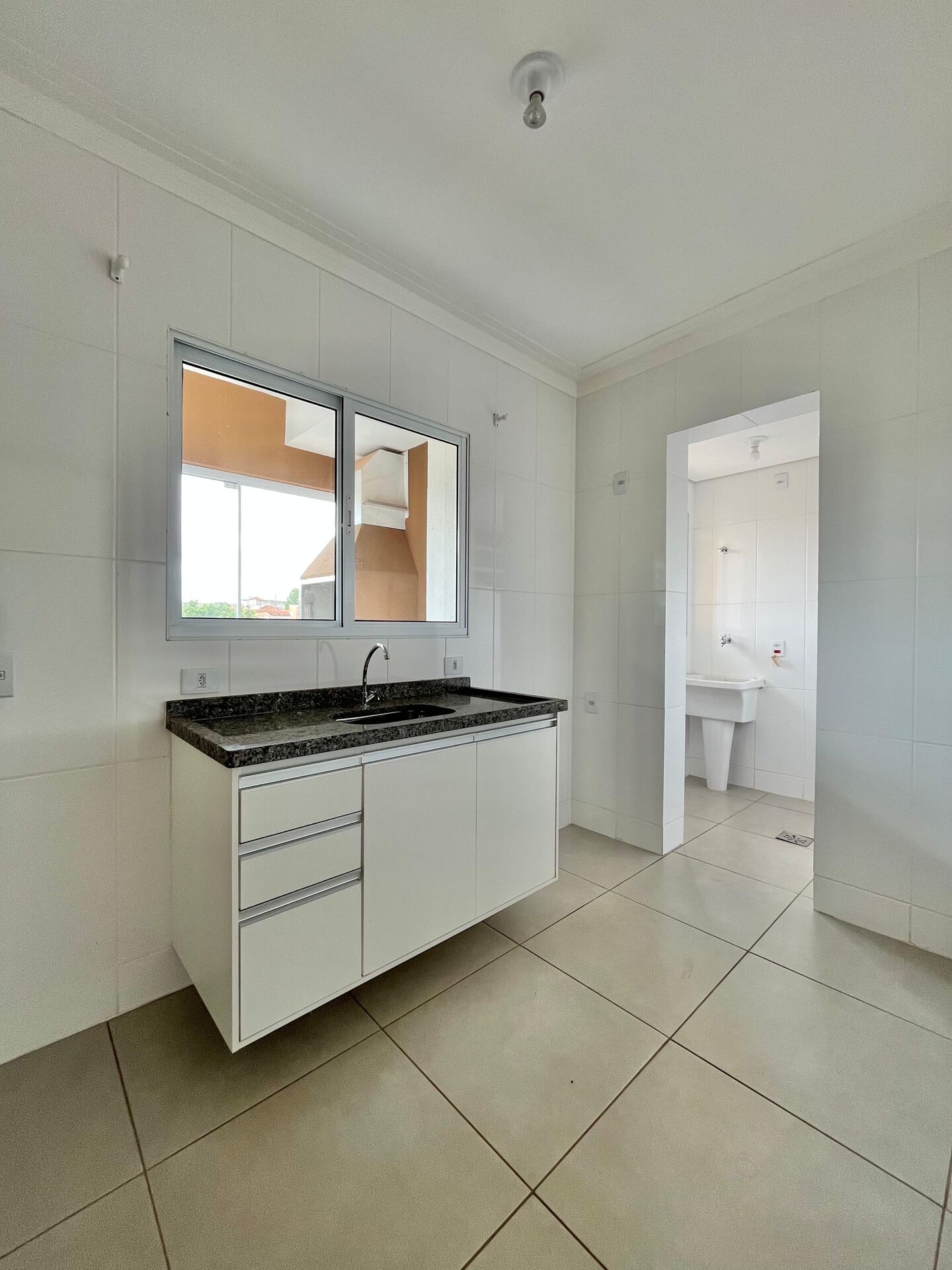 Apartamento para alugar com 2 quartos, 88m² - Foto 3