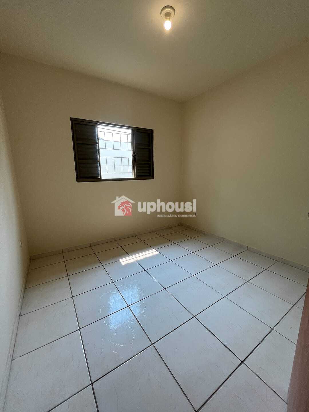 Casa para alugar com 3 quartos, 90m² - Foto 3