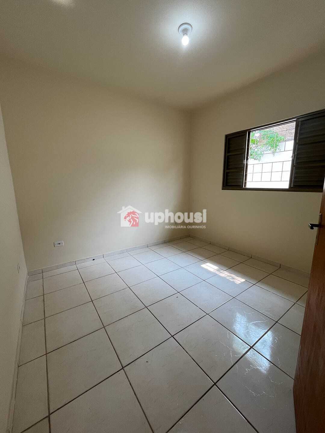 Casa para alugar com 3 quartos, 90m² - Foto 5