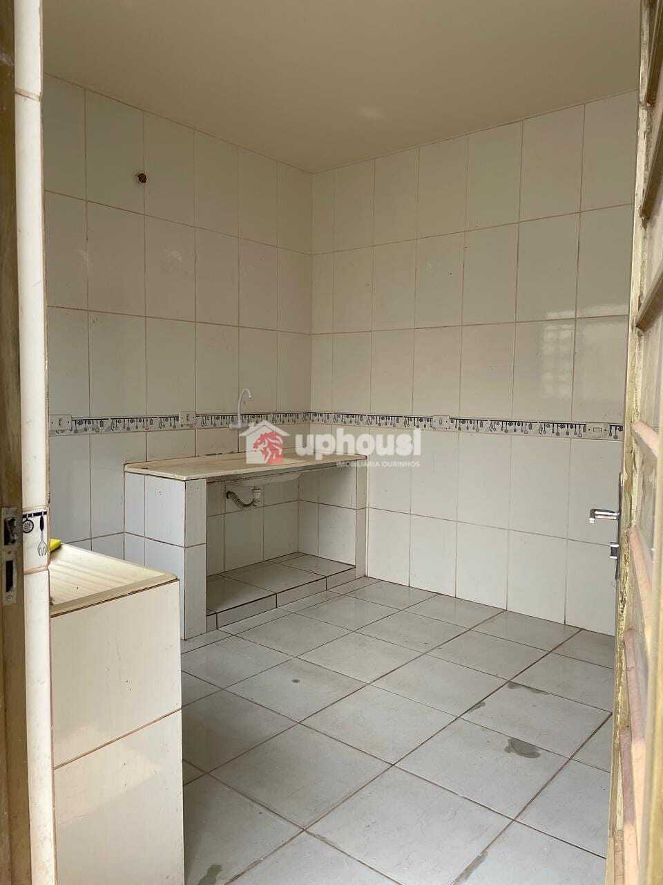 Casa para alugar com 3 quartos, 90m² - Foto 11