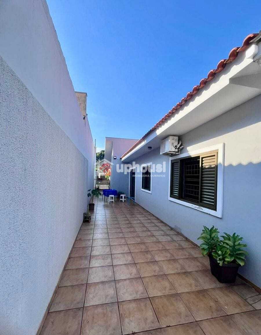 Casa à venda com 3 quartos, 159m² - Foto 4