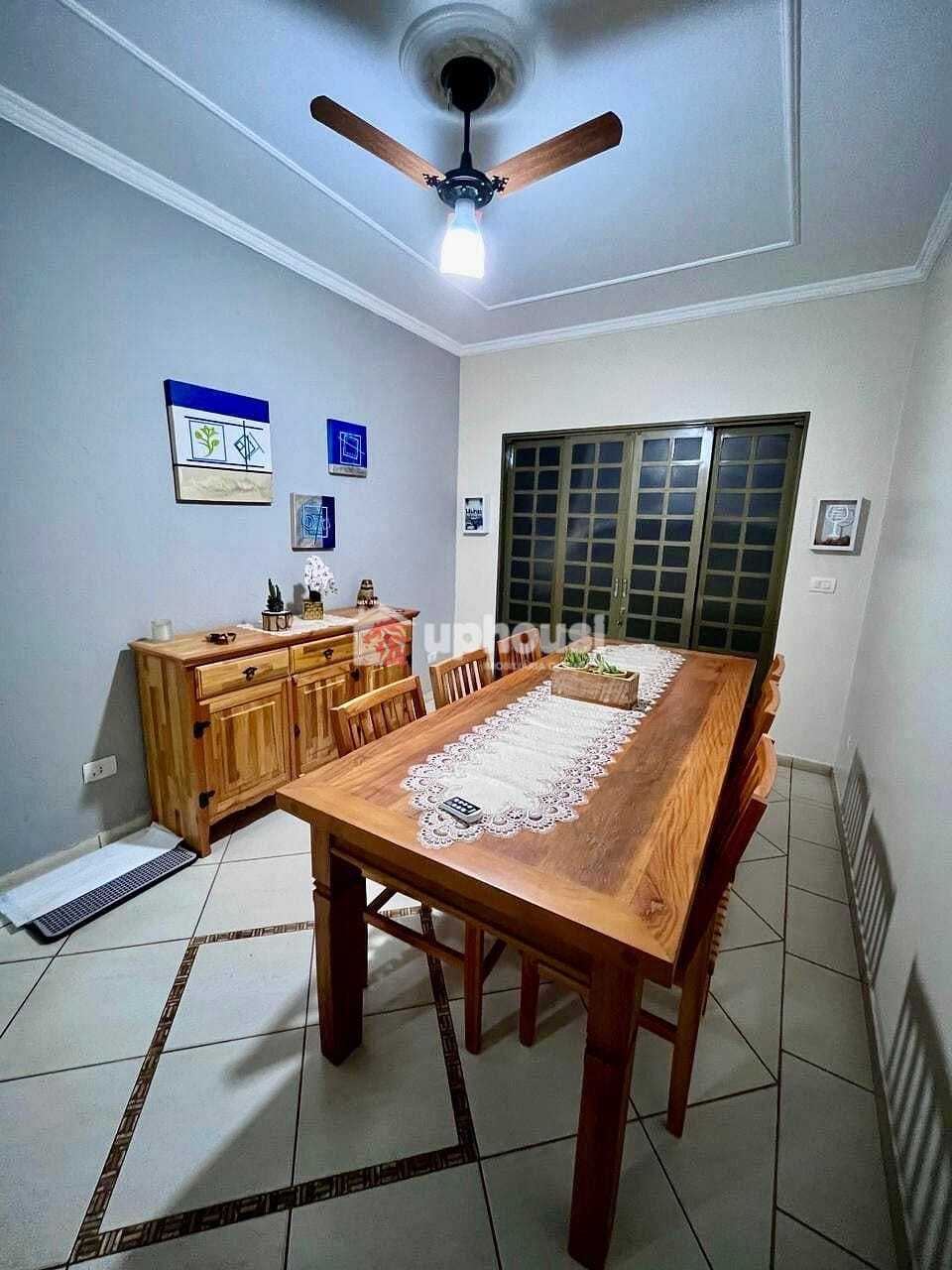 Casa à venda com 3 quartos, 159m² - Foto 8