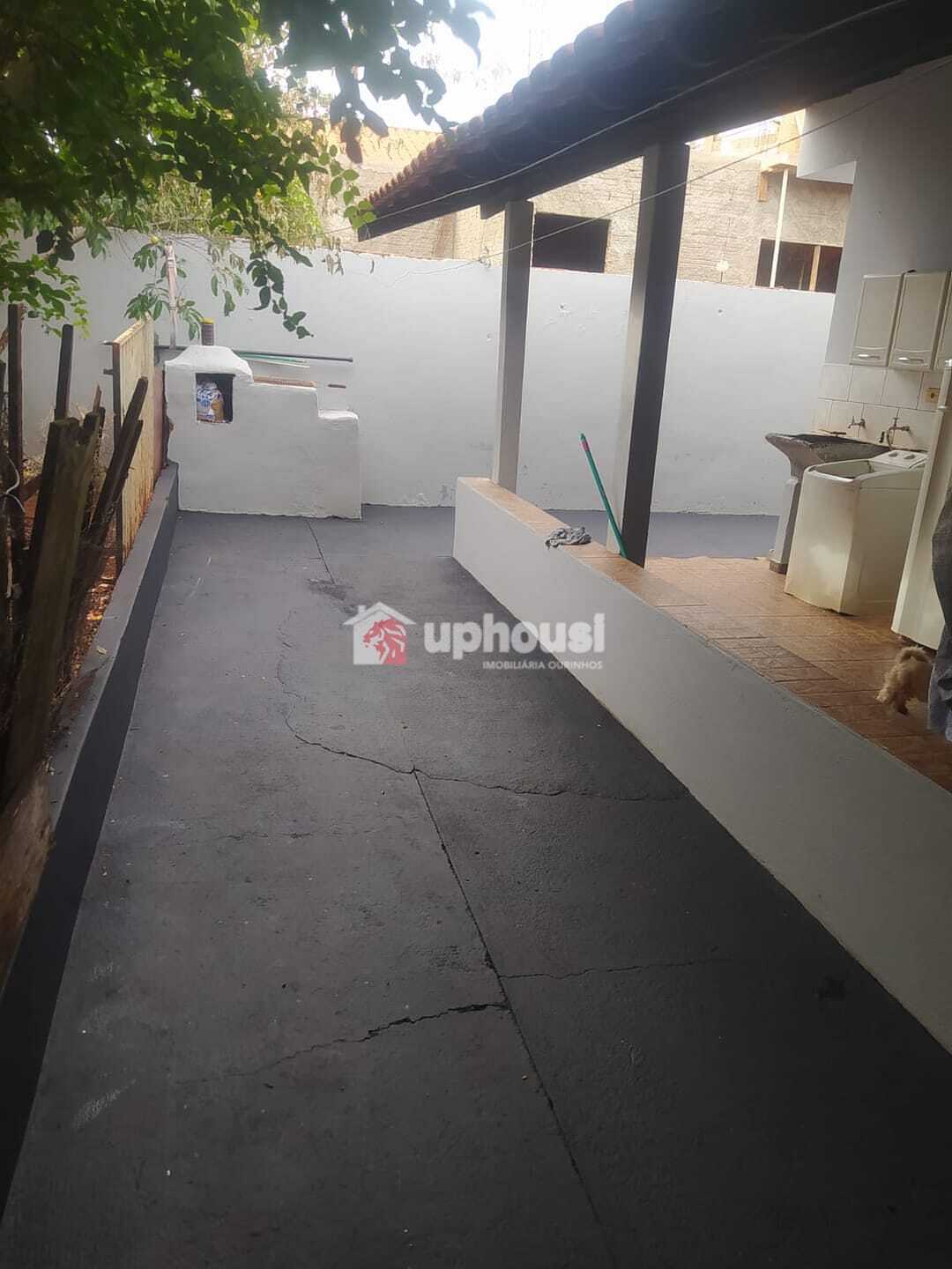 Casa à venda com 2 quartos, 180m² - Foto 9