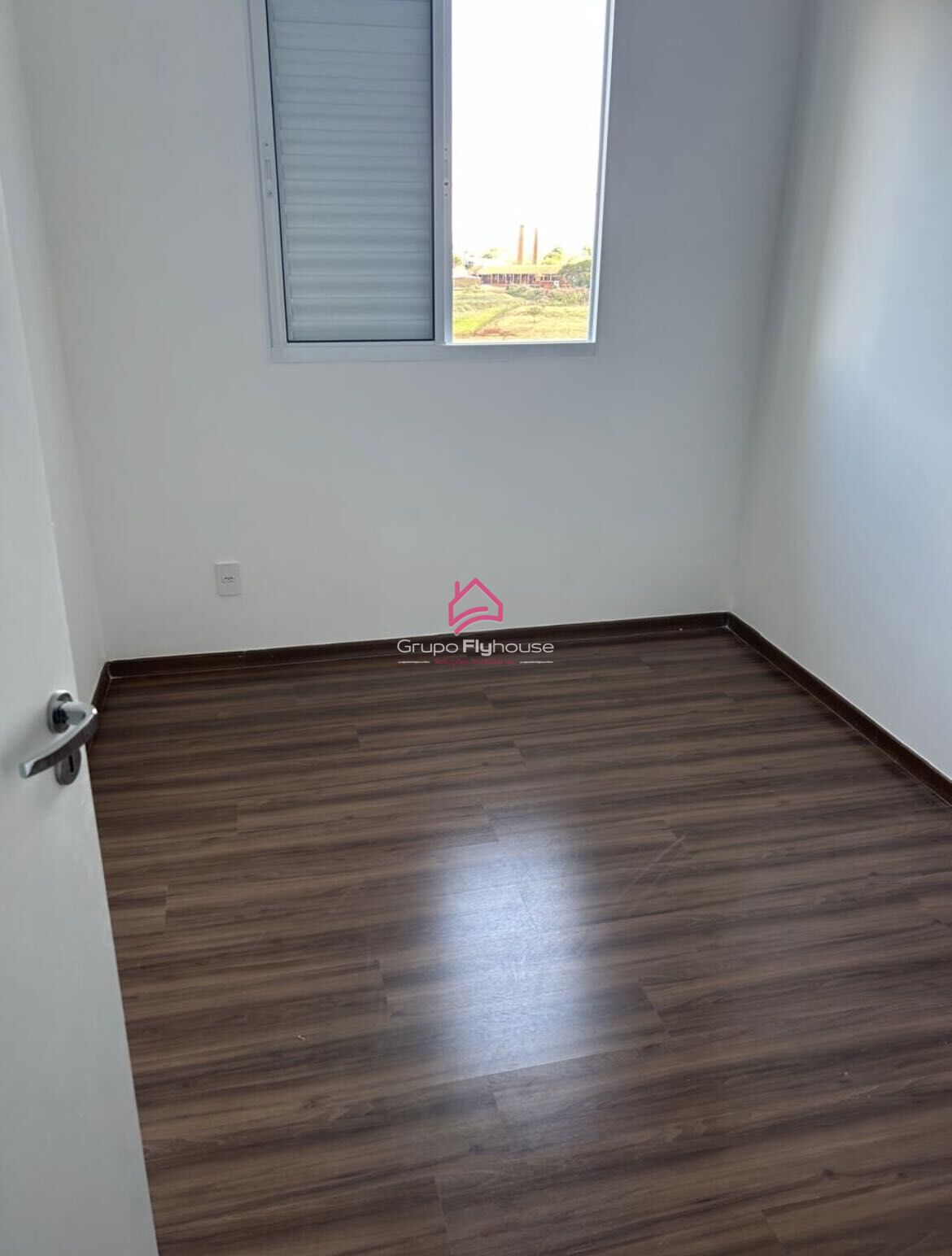 Apartamento para alugar com 2 quartos, 55m² - Foto 7