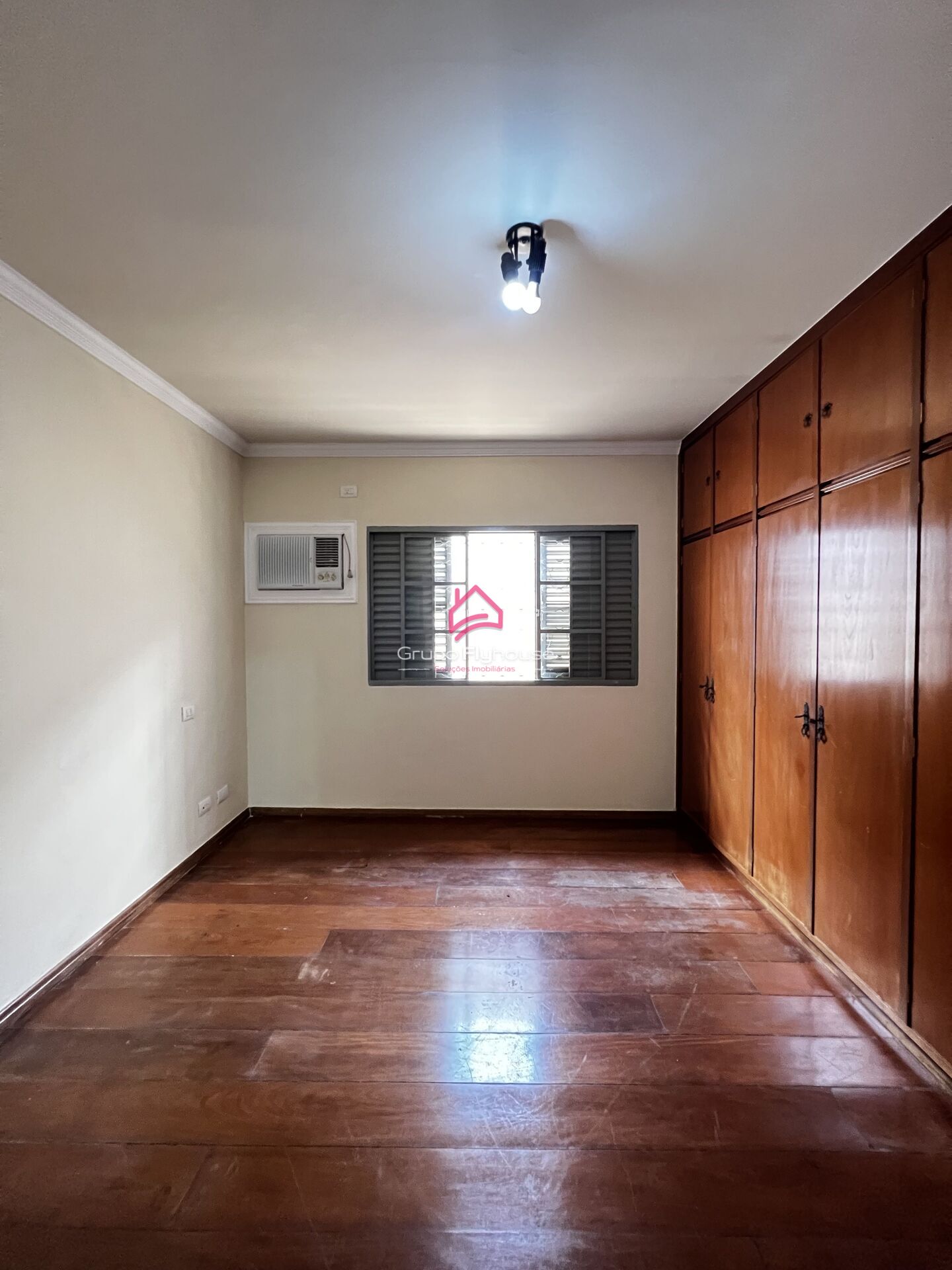 Casa à venda com 4 quartos, 283m² - Foto 27