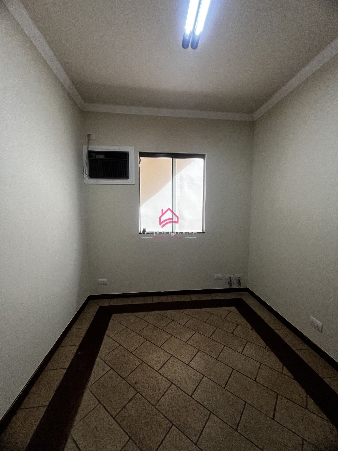 Casa à venda com 4 quartos, 283m² - Foto 15