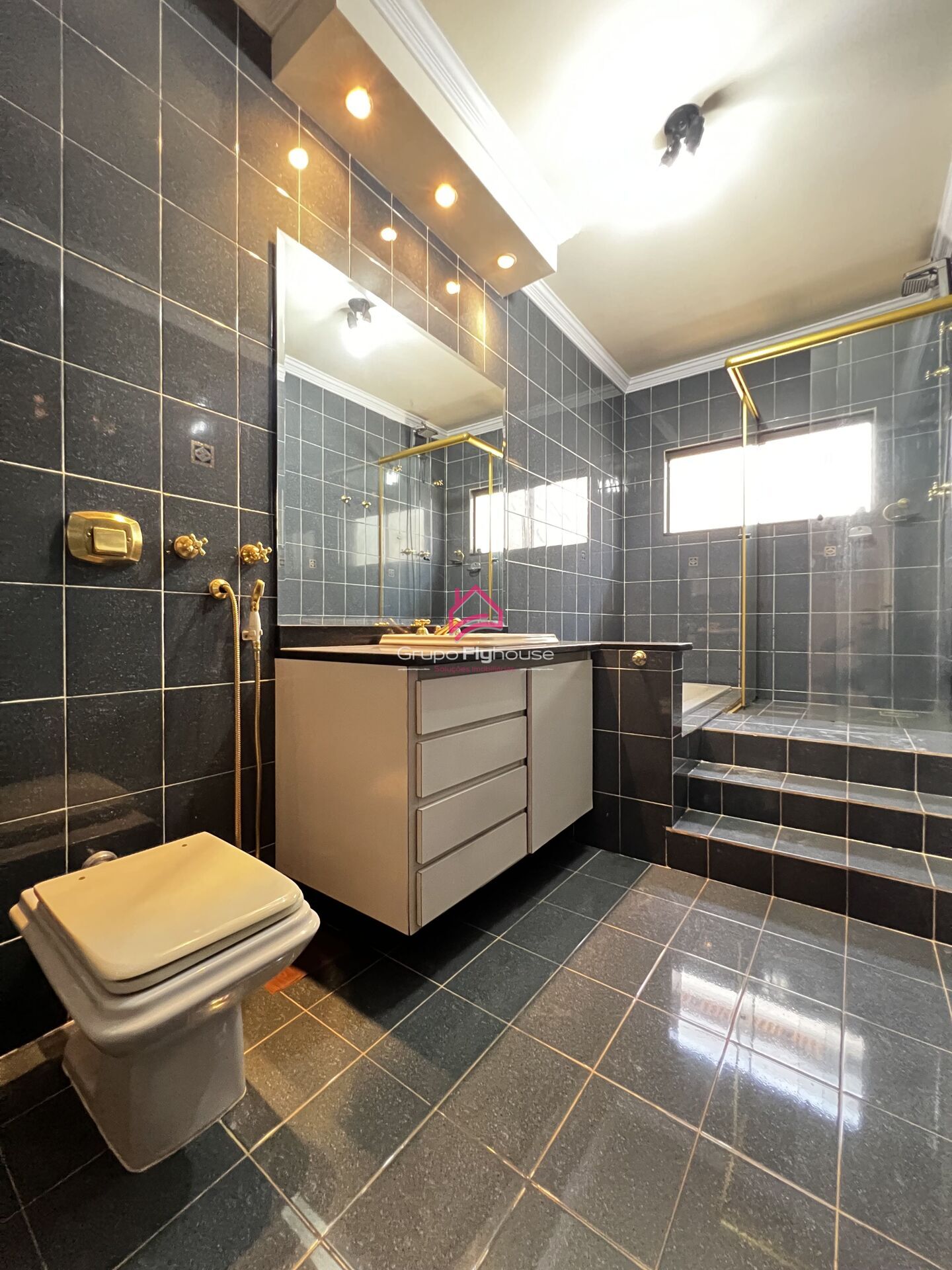 Casa à venda com 4 quartos, 283m² - Foto 29