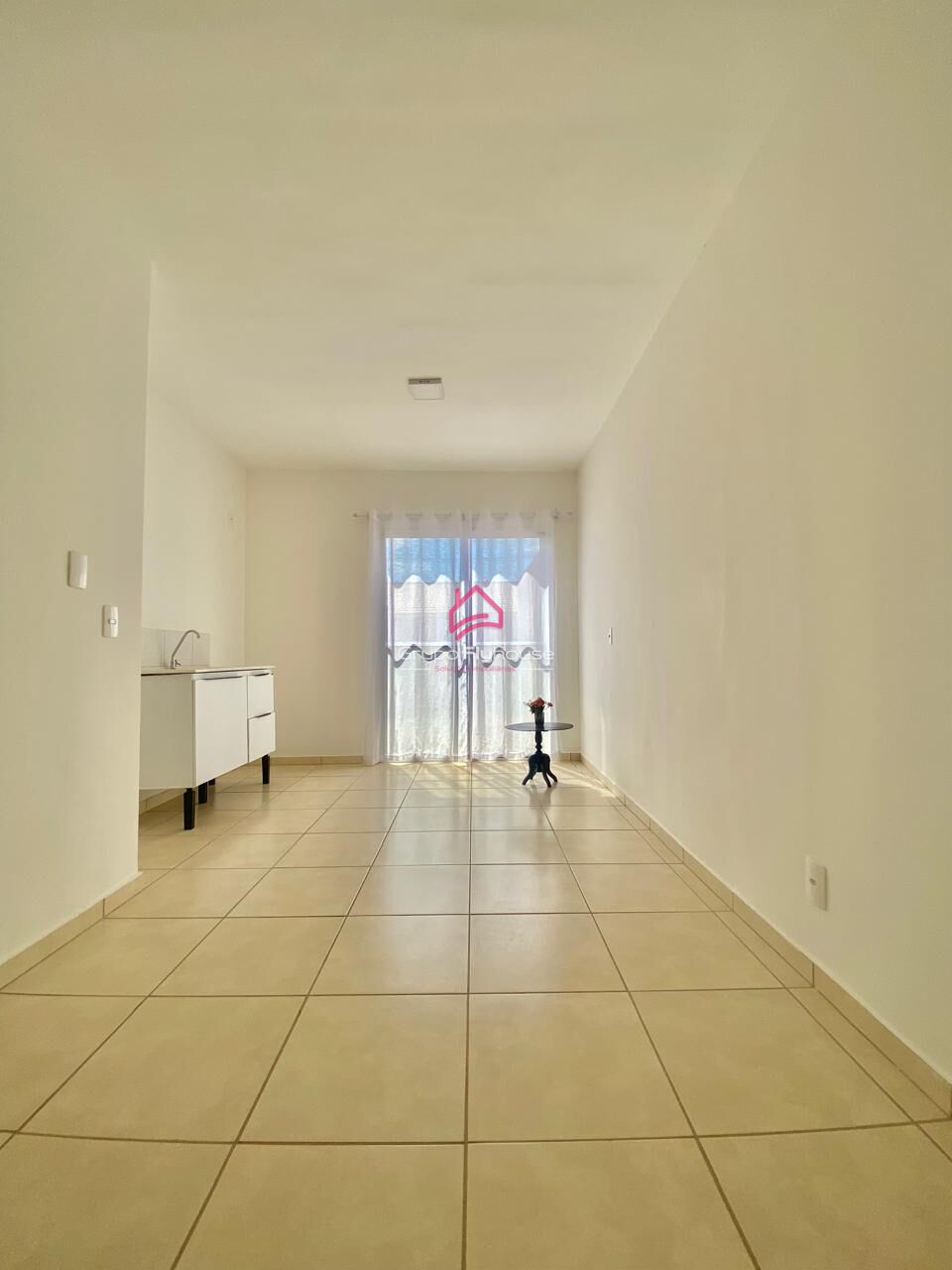 Casa à venda com 2 quartos, 43m² - Foto 4