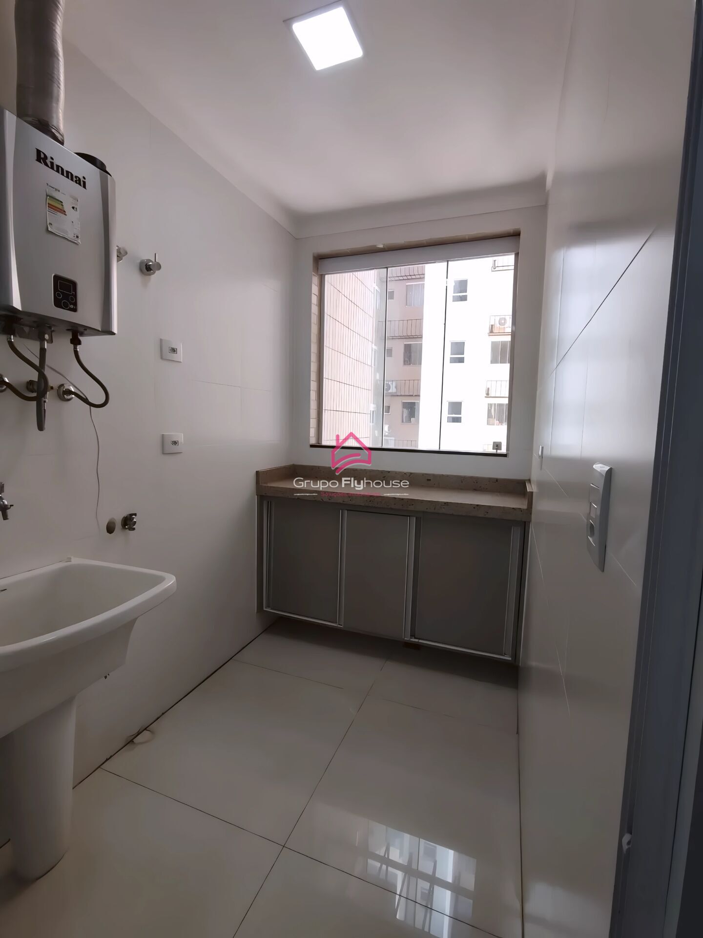 Apartamento à venda com 3 quartos, 116m² - Foto 4