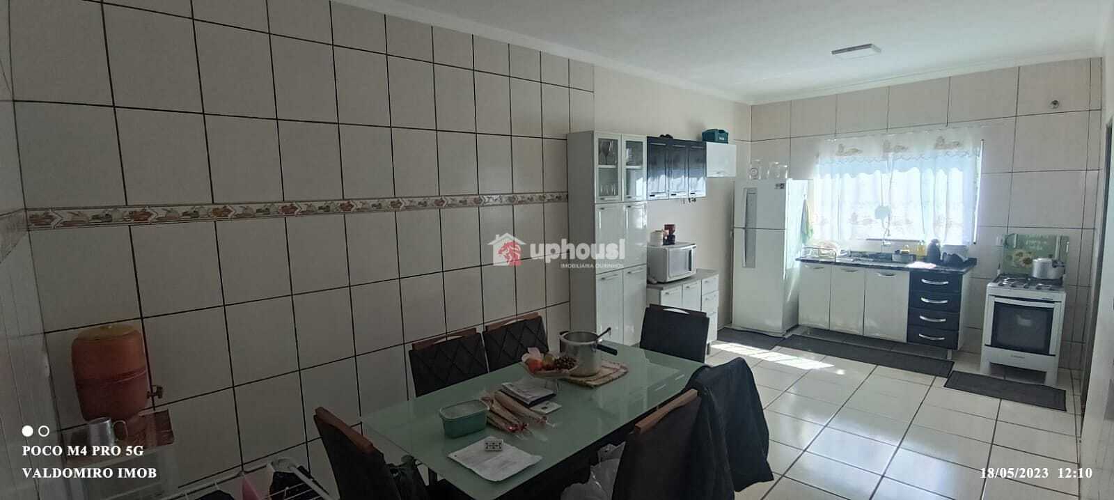 Casa à venda com 2 quartos, 380m² - Foto 18