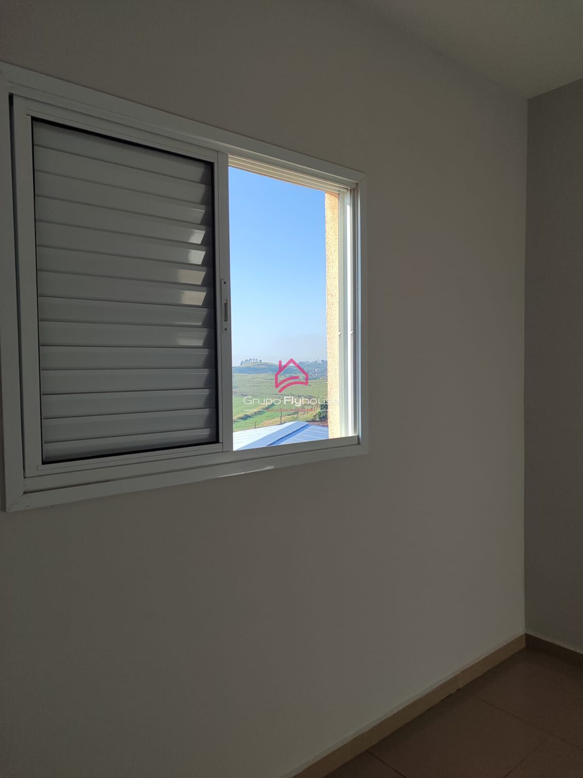 Apartamento para alugar com 2 quartos, 55m² - Foto 11
