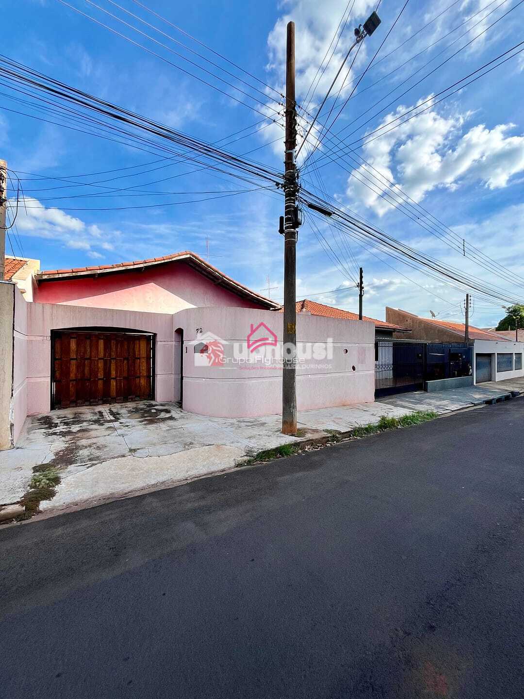 Casa para alugar com 3 quartos, 145m² - Foto 2