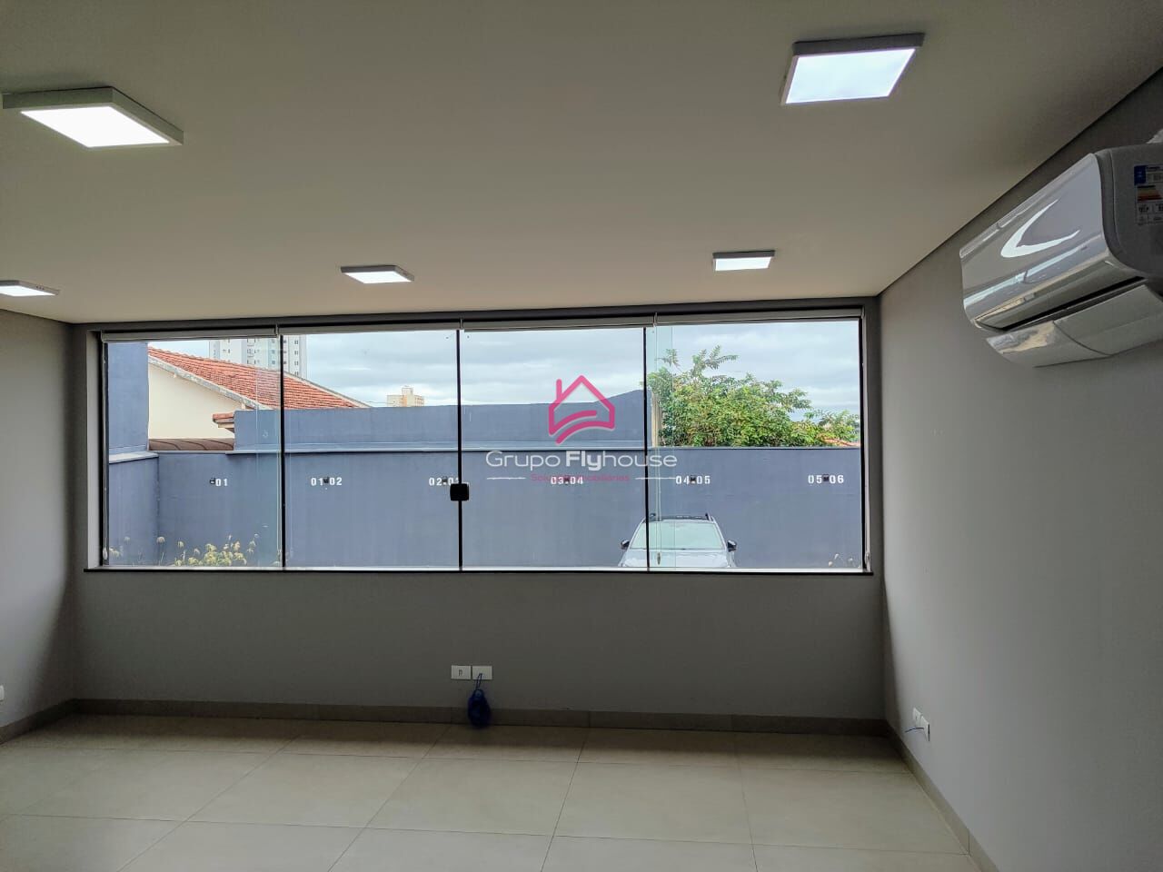 Prédio Inteiro para alugar, 45m² - Foto 2