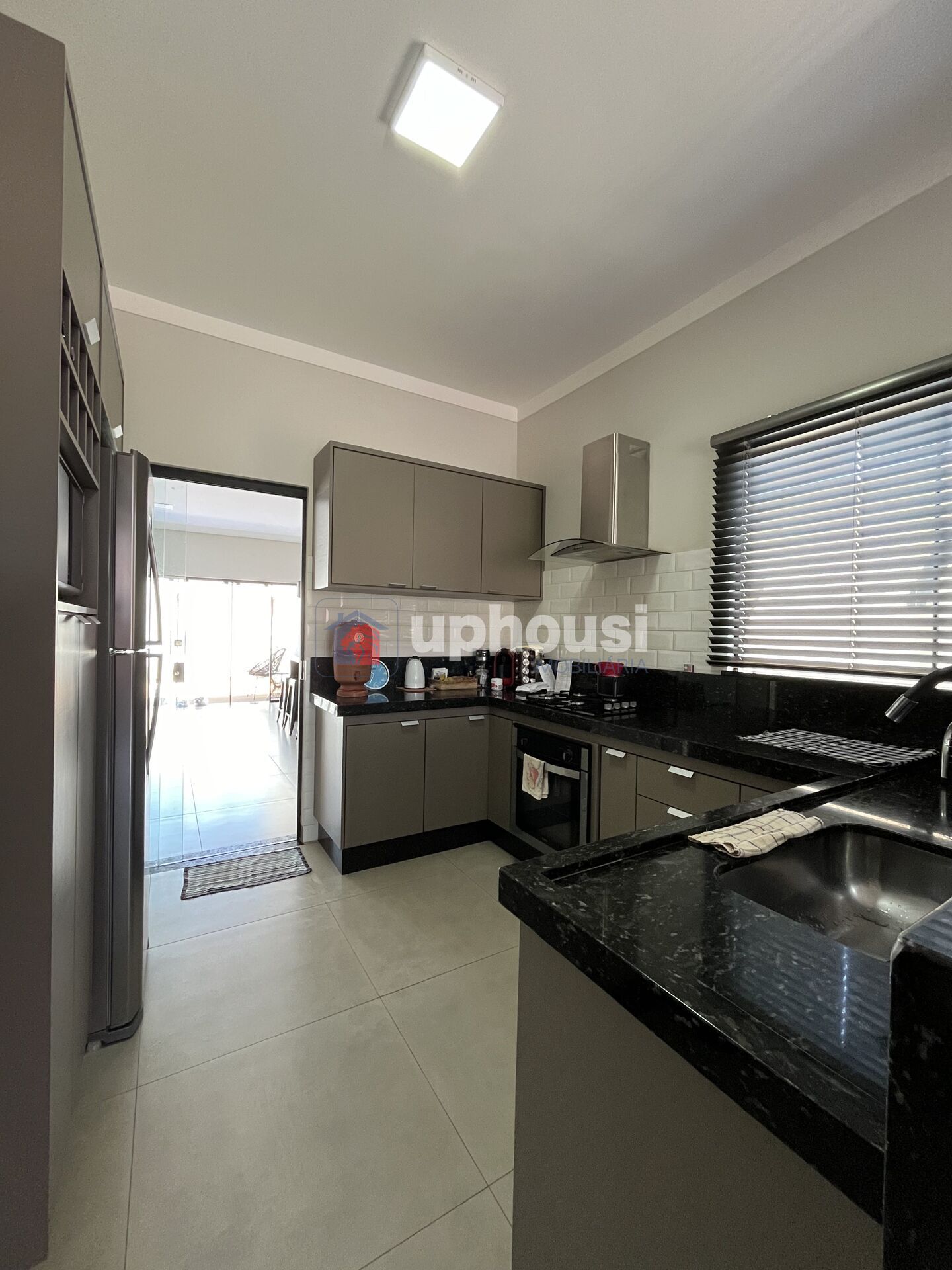 Casa à venda com 2 quartos, 174m² - Foto 12