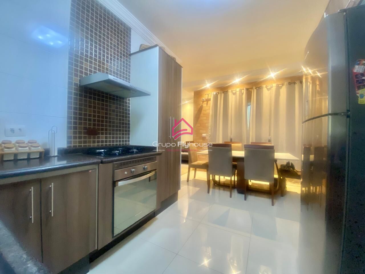 Casa à venda com 3 quartos, 141m² - Foto 11
