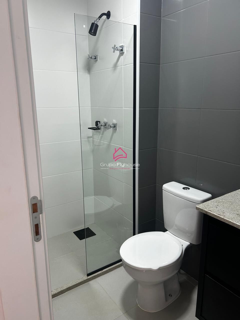 Apartamento para alugar com 2 quartos, 67m² - Foto 11