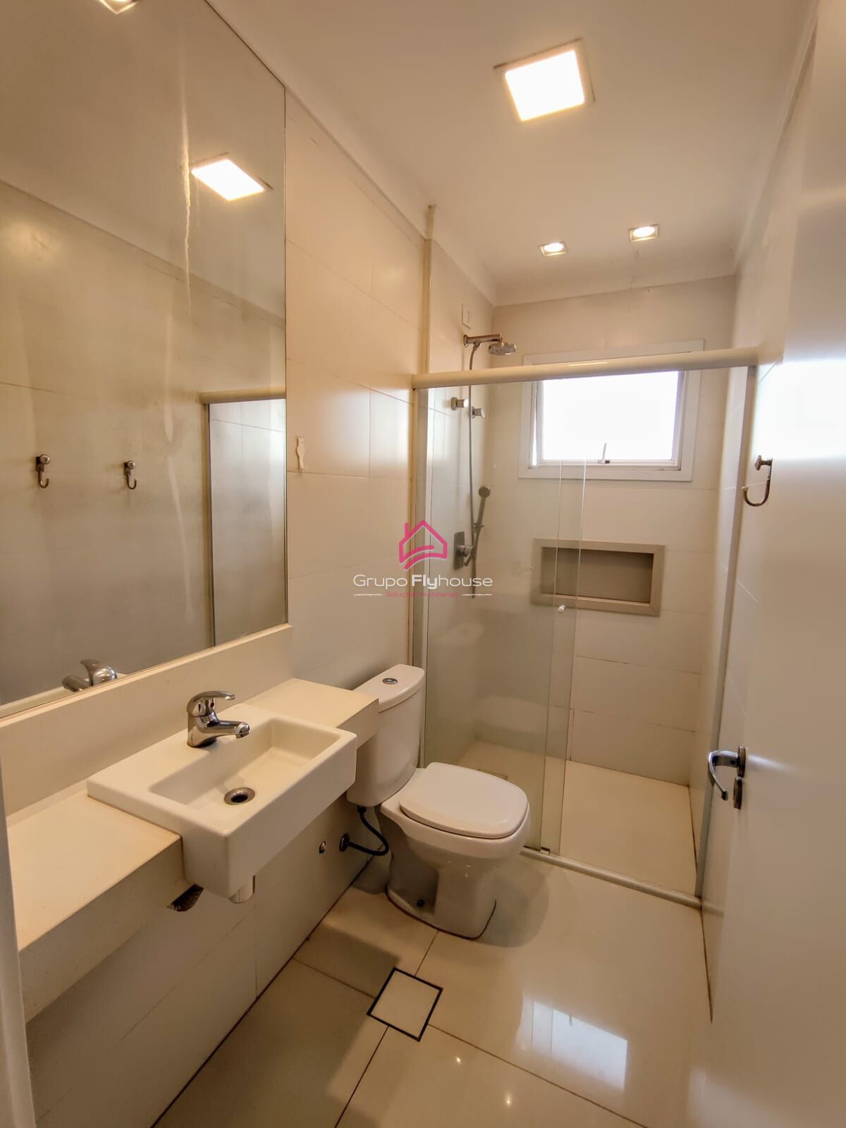 Apartamento para alugar com 3 quartos, 106m² - Foto 18