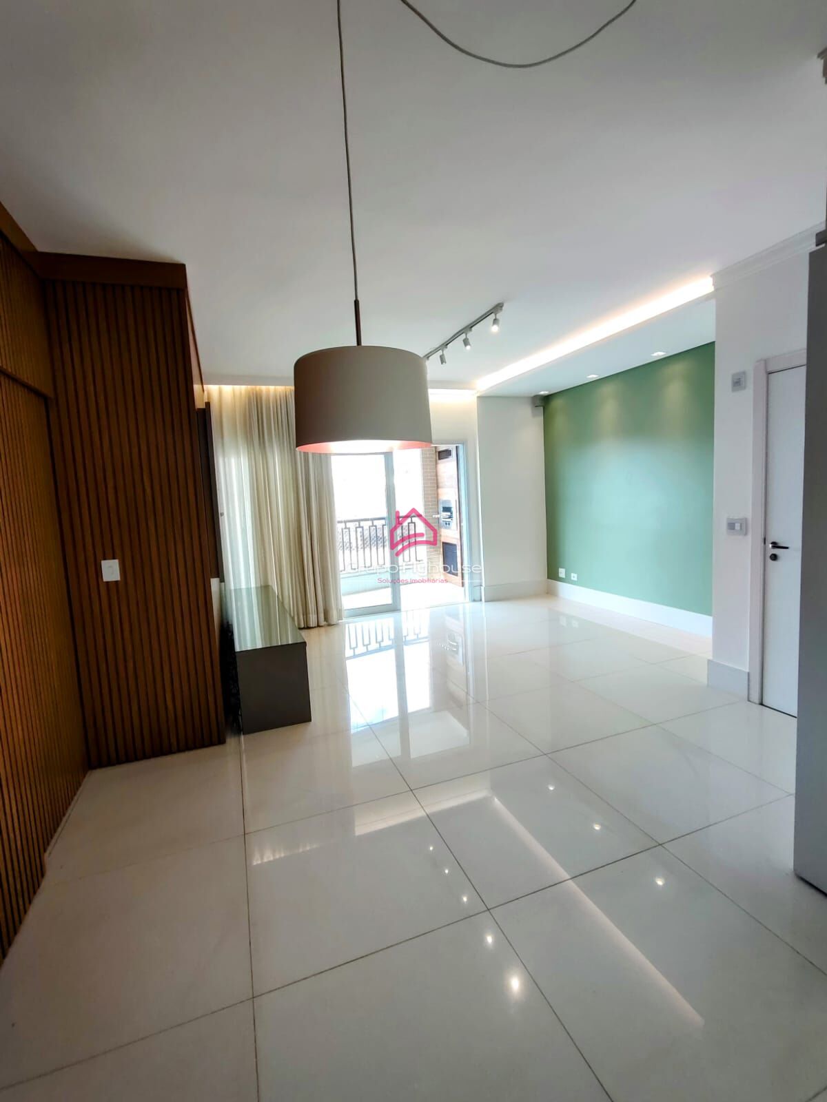 Apartamento para alugar com 3 quartos, 106m² - Foto 3