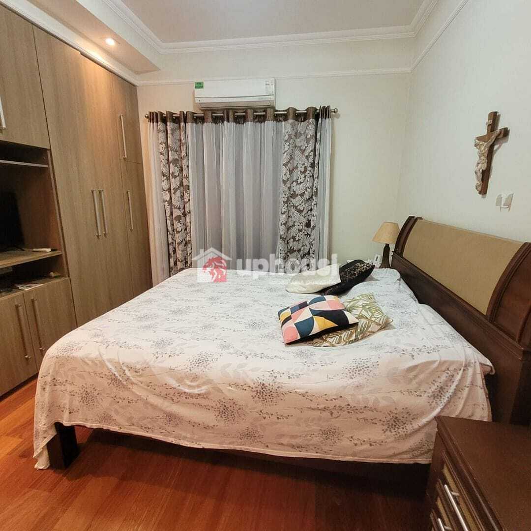 Casa à venda com 3 quartos, 340m² - Foto 9