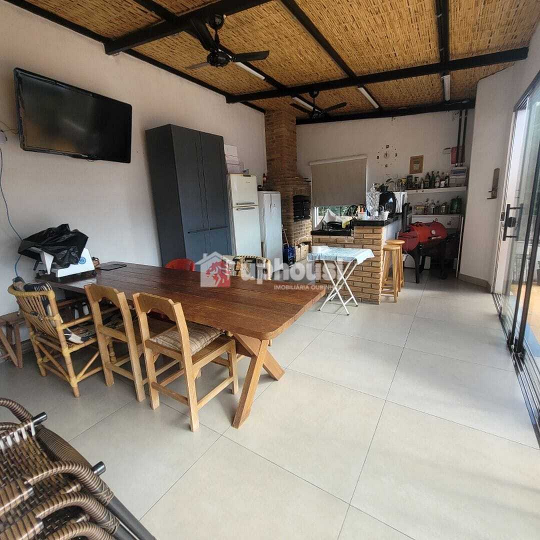 Casa à venda com 4 quartos, 270m² - Foto 29