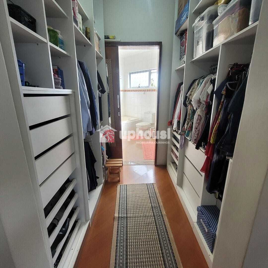 Casa à venda com 4 quartos, 270m² - Foto 13