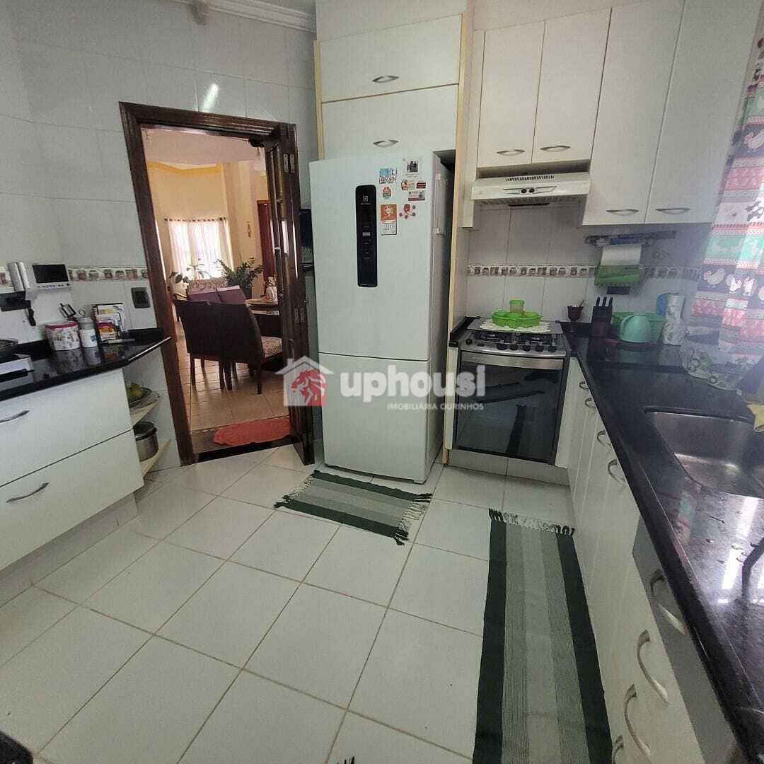 Casa à venda com 4 quartos, 270m² - Foto 20