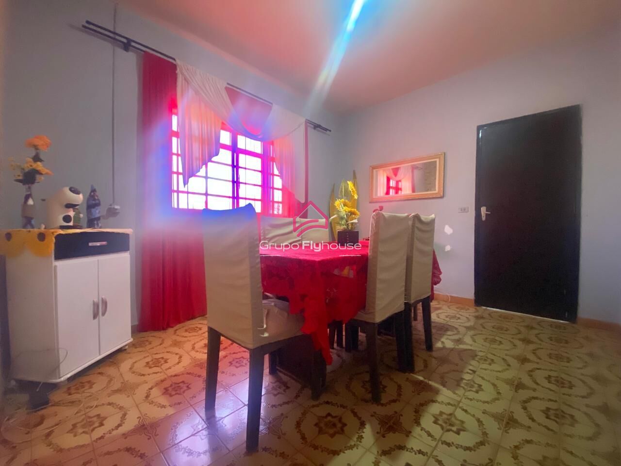 Casa à venda com 3 quartos, 210m² - Foto 9